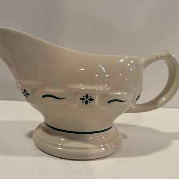 Longaberger Gravy Boat, Heritage Green. New Condition - Picture 4 of 11